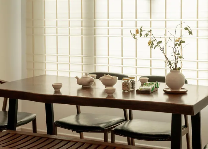 #ddingsang Stay#띵상스테이#신축#3room 4bed#max 6p#풀옵션#무료주차#공항픽업#한방족욕#웰컴드링크#명동#서울역#동대문#fully Furnished Apartment#welcome Drink#airport Pickup#free Parking#korean Foot Bath