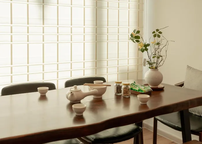 #ddingsang Stay#띵상스테이#신축#3room 4bed#max 6p#풀옵션#무료주차#공항픽업#한방족욕#웰컴드링크#명동#서울역#동대문#fully Furnished Apartment#welcome Drink#airport Pickup#free Parking#korean Foot Bath 빌라