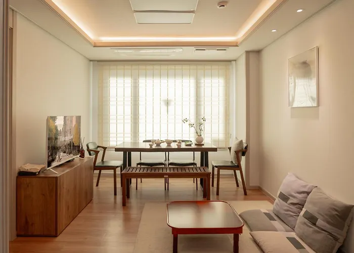 #ddingsang Stay#띵상스테이#신축#3room 4bed#max 6p#풀옵션#무료주차#공항픽업#한방족욕#웰컴드링크#명동#서울역#동대문#fully Furnished Apartment#welcome Drink#airport Pickup#free Parking#korean Foot Bath 빌라 서울특별시