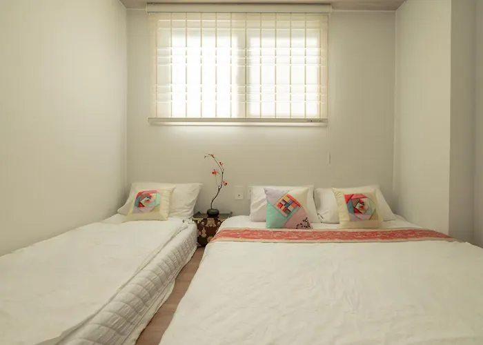#ddingsang Stay#띵상스테이#신축#3room 4bed#max 6p#풀옵션#무료주차#공항픽업#한방족욕#웰컴드링크#명동#서울역#동대문#fully Furnished Apartment#welcome Drink#airport Pickup#free Parking#korean Foot Bath * 서울특별시
