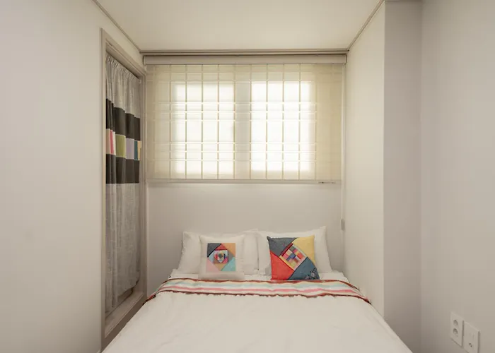 #ddingsang Stay#띵상스테이#신축#3room 4bed#max 6p#풀옵션#무료주차#공항픽업#한방족욕#웰컴드링크#명동#서울역#동대문#fully Furnished Apartment#welcome Drink#airport Pickup#free Parking#korean Foot Bath 빌라