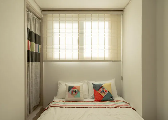 #ddingsang Stay#띵상스테이#신축#3room 4bed#max 6p#풀옵션#무료주차#공항픽업#한방족욕#웰컴드링크#명동#서울역#동대문#fully Furnished Apartment#welcome Drink#airport Pickup#free Parking#korean Foot Bath *